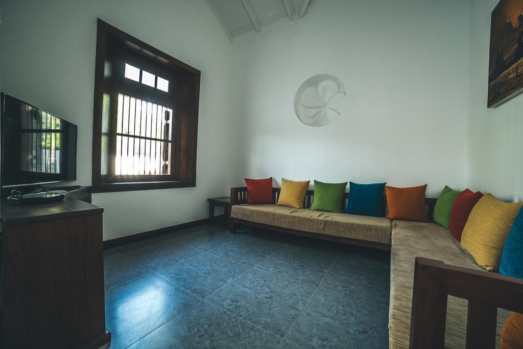 Sisikirana Villa ウナワトゥナ エクステリア 写真