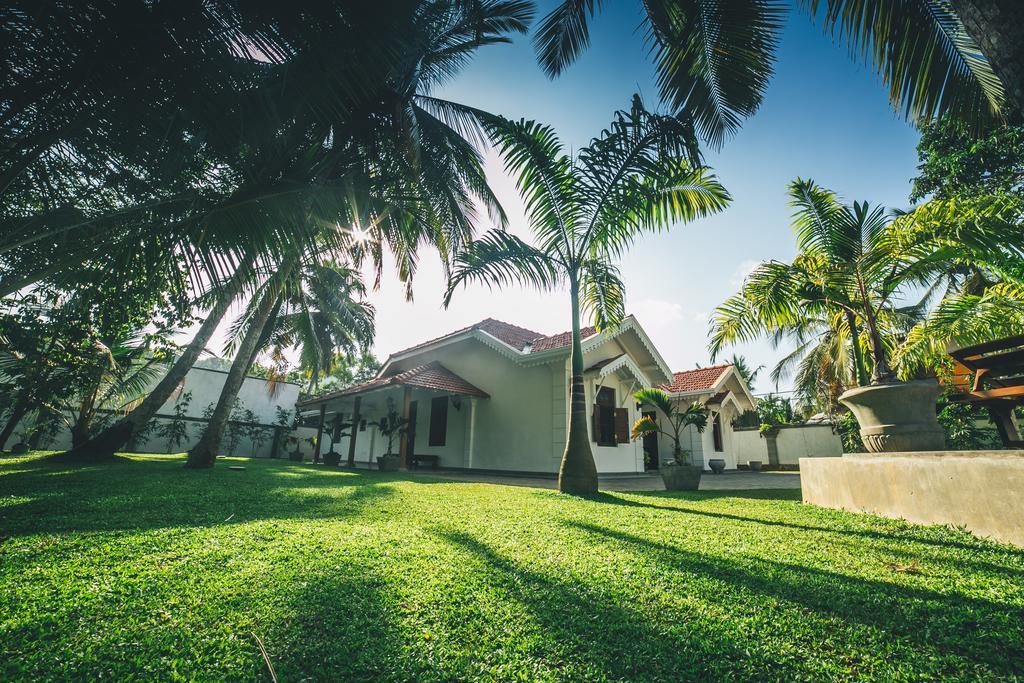 Sisikirana Villa ウナワトゥナ エクステリア 写真