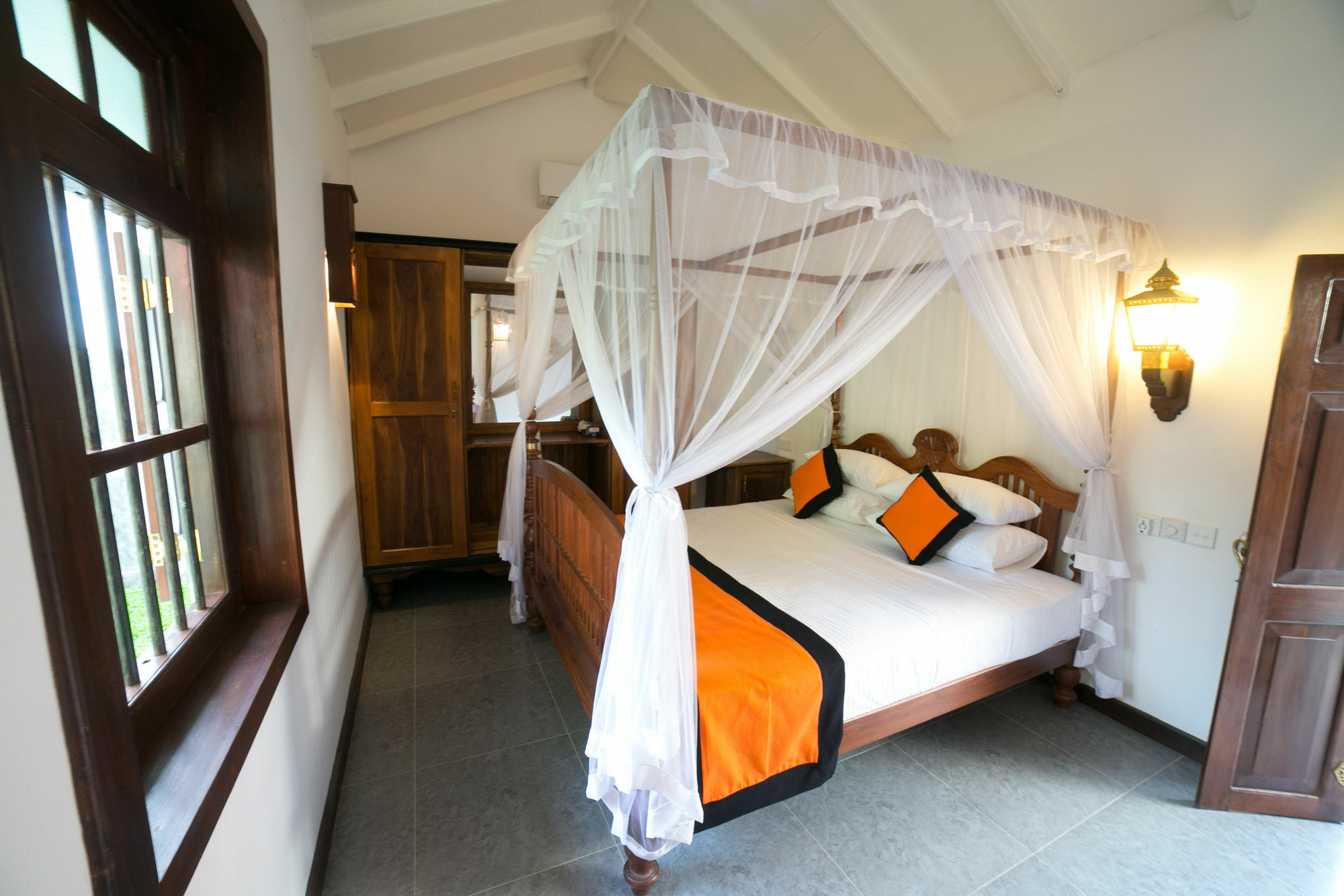 Sisikirana Villa ウナワトゥナ エクステリア 写真